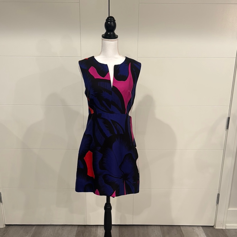 Diane Von Furstenberg Vibrant Floral Mini Dress